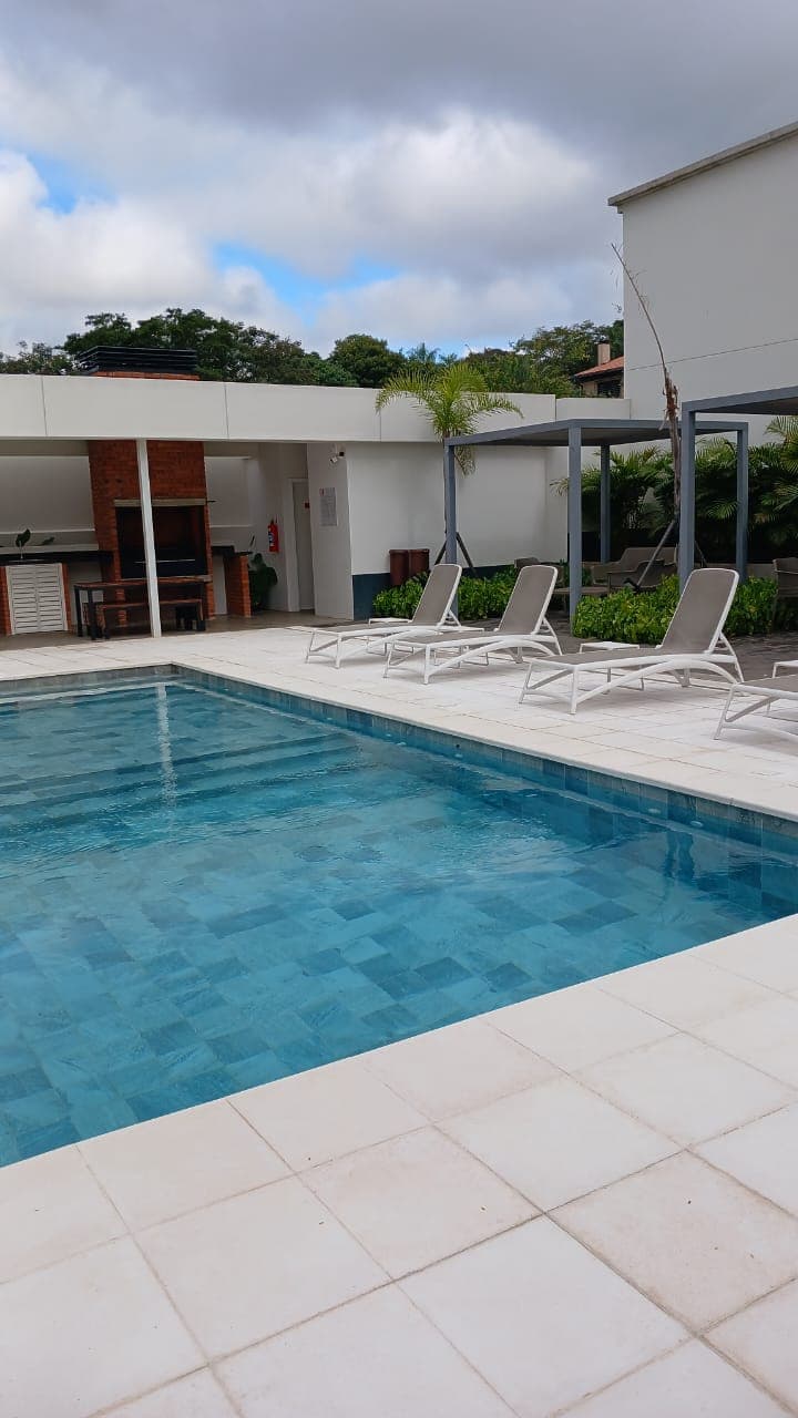 ALQUILO DEPARTAMENTO DE 2 DORMITORIOS SEMI-AMOBLADO CONDOMINIO ALTA VIDA – 2
