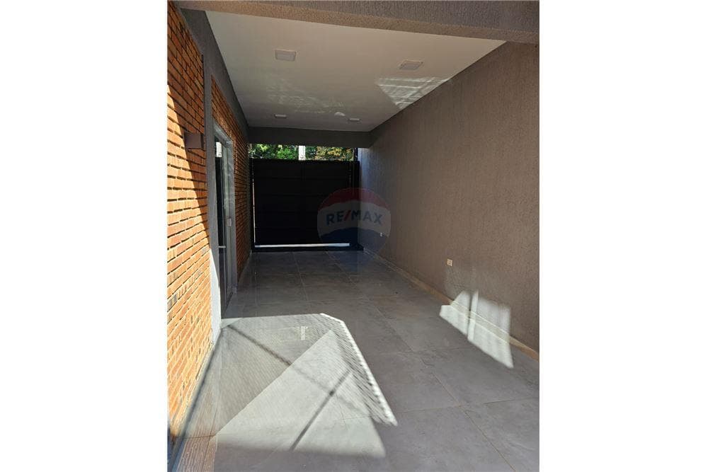 Alquilo Duplex a estrenar en Lambare. – 2