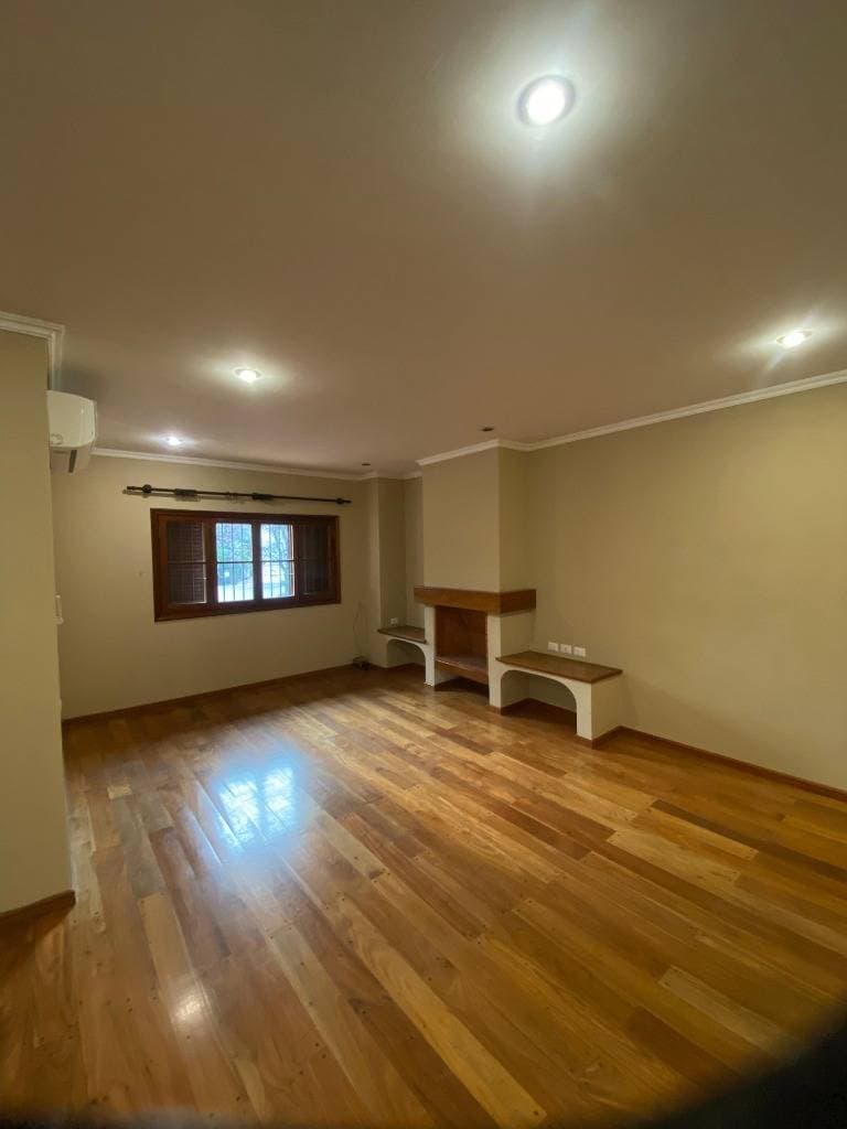 ALQUILO CASA EN EL BARRIO SAN CRISTOBAL – 2
