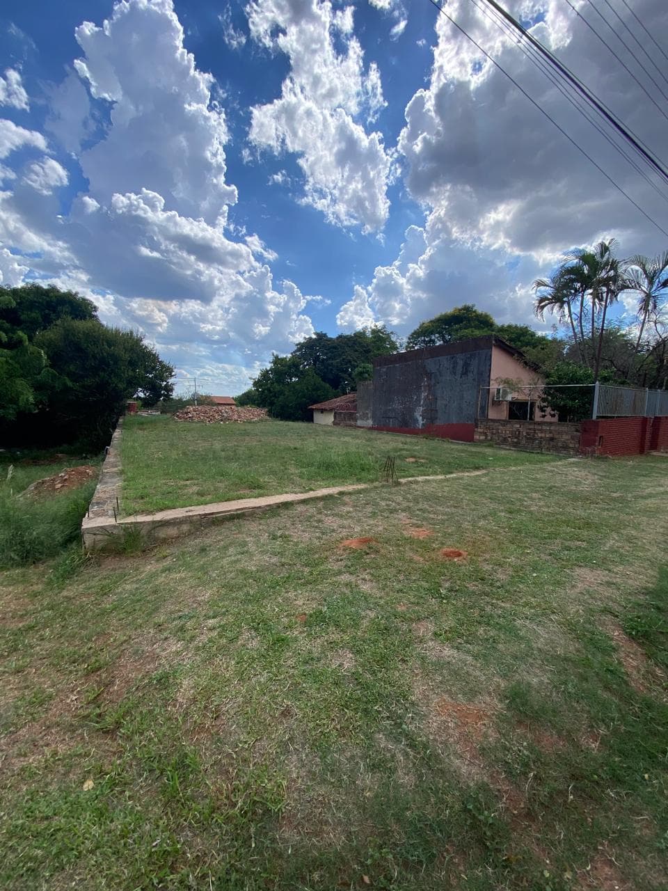 VENDO TERRENO EN LA CIUDAD DE LAMBARE BARRIO SAN ANTONIO – 2