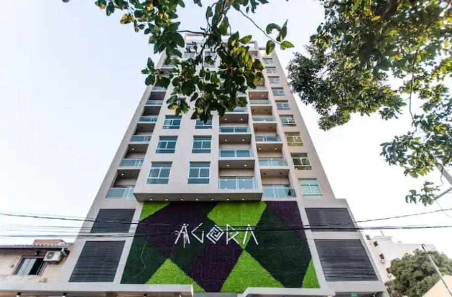 VENDO DEPTO AMOBLADO DE 2 DORMITORIOS ZONA LA CUADRITA