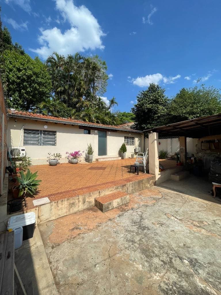 Vendo casa en Luque. Rosa González 671 c Boquerón. Cuarto Barrio) – 3