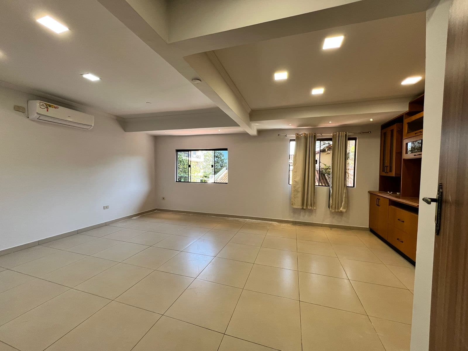 ALQUILO DUPLEX EN EL PARANÁ COUNTRY CLUB – 3