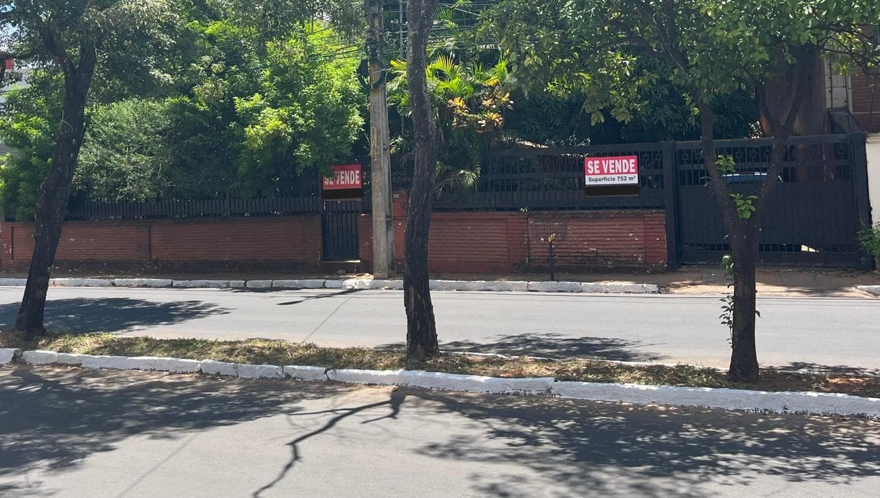 Amplio Terreno Para Inversión – 3