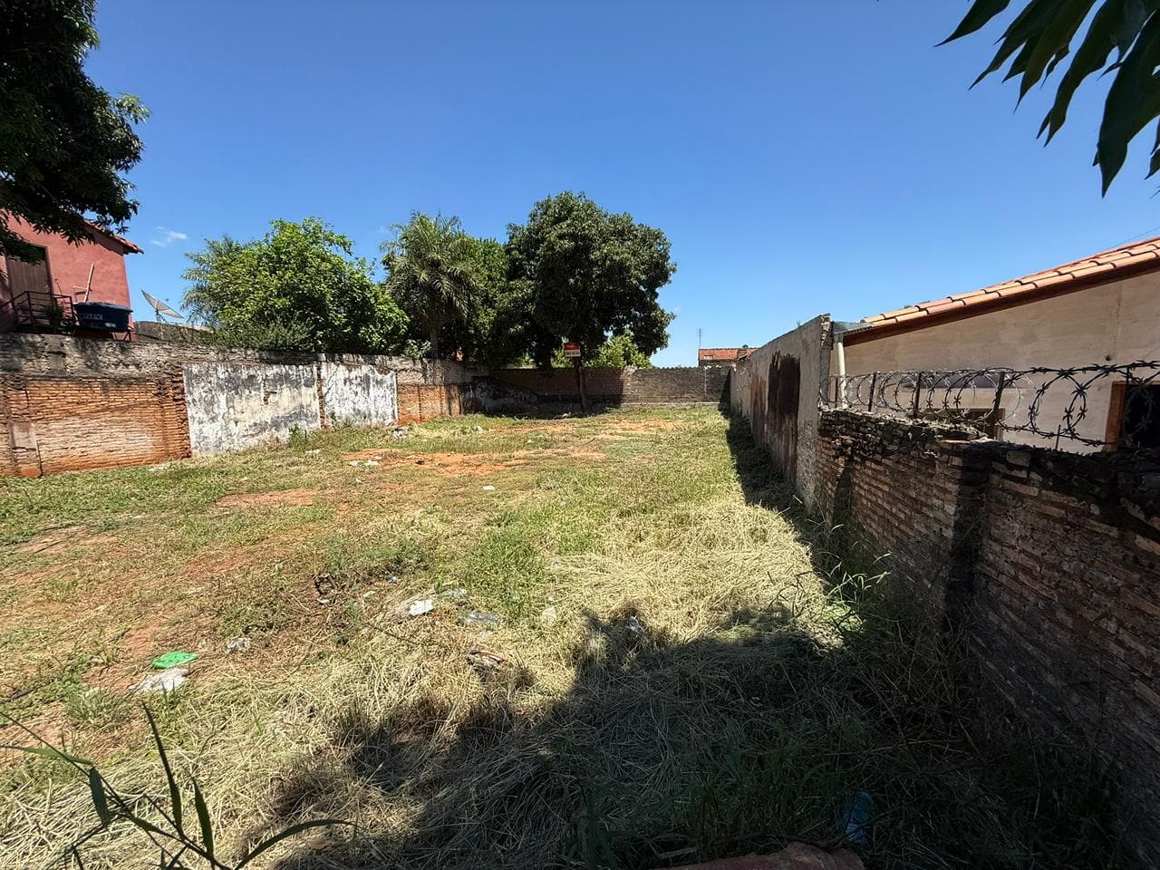 VENDO TERRENO EN EL BARRIO SAN PABLO – 3