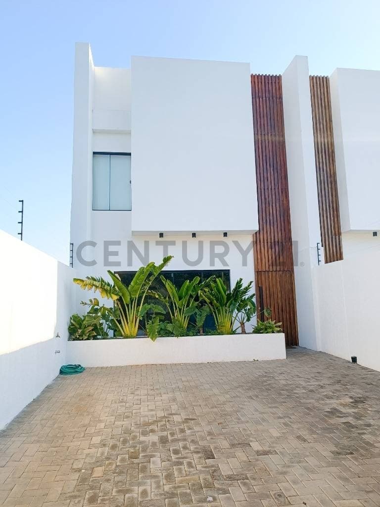 Alquiler de Casa Dúplex en Luque, Central – 2