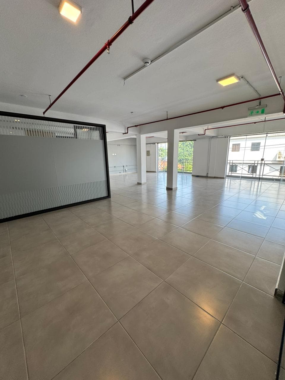 ALQUILO EDIFICIO CORPORATIVO POR PISOS – ASUNCIÓN – 3