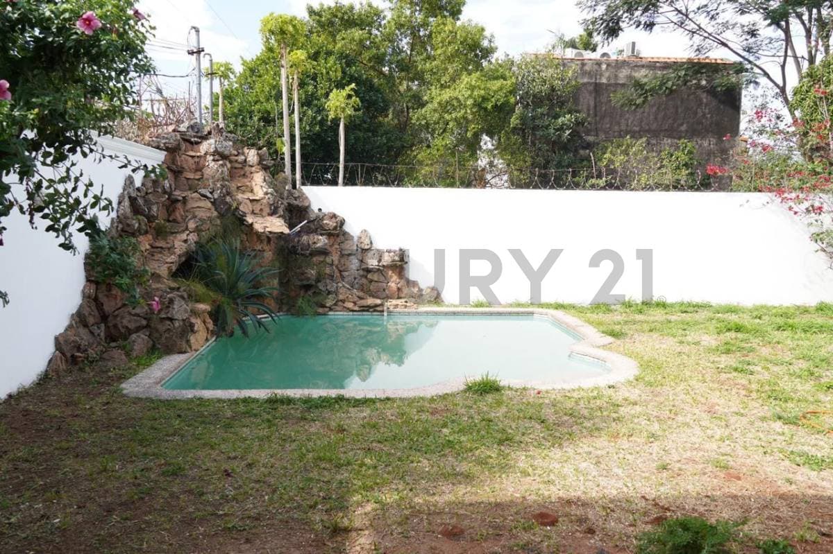 Venta de Casa en Las Lomas, Asunción – 3