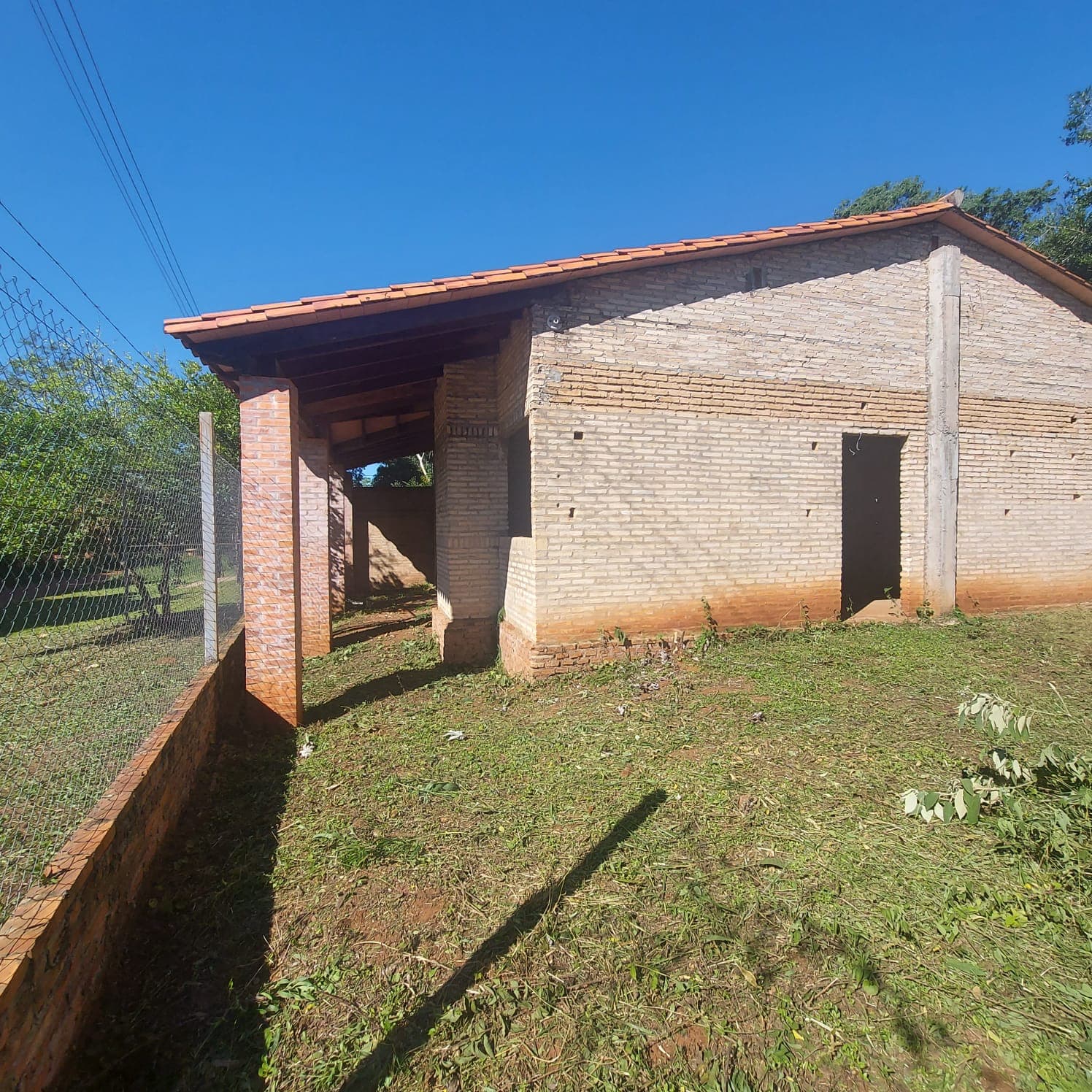 Vendo Terreno Con Casa A Terminar En Itá - Zona Aveiro A 3 Cuadras De Ex Ruta 1 – 3