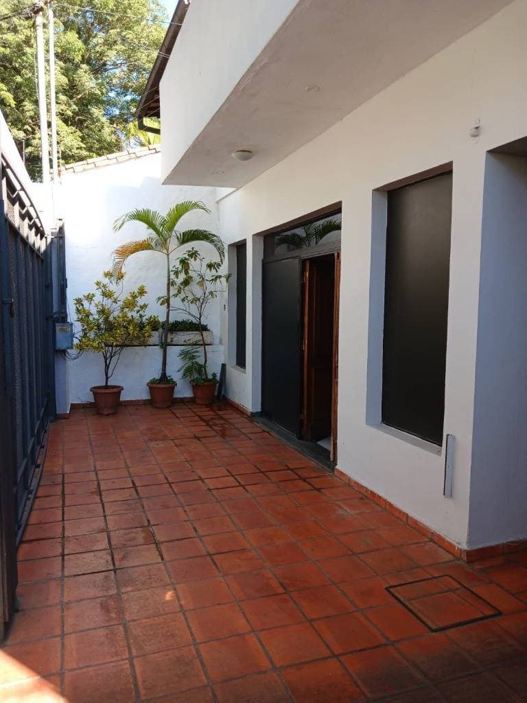 Casa De 2 Plantas Con Quincho | Hipódromo – 3