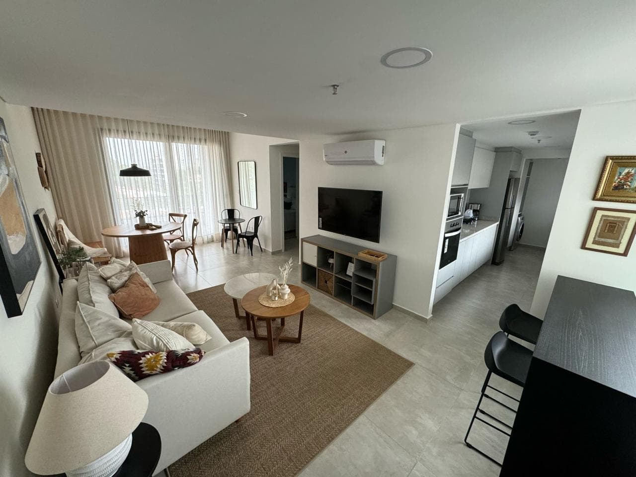 Vendo Departamento Sin Muebles En Villa Morra