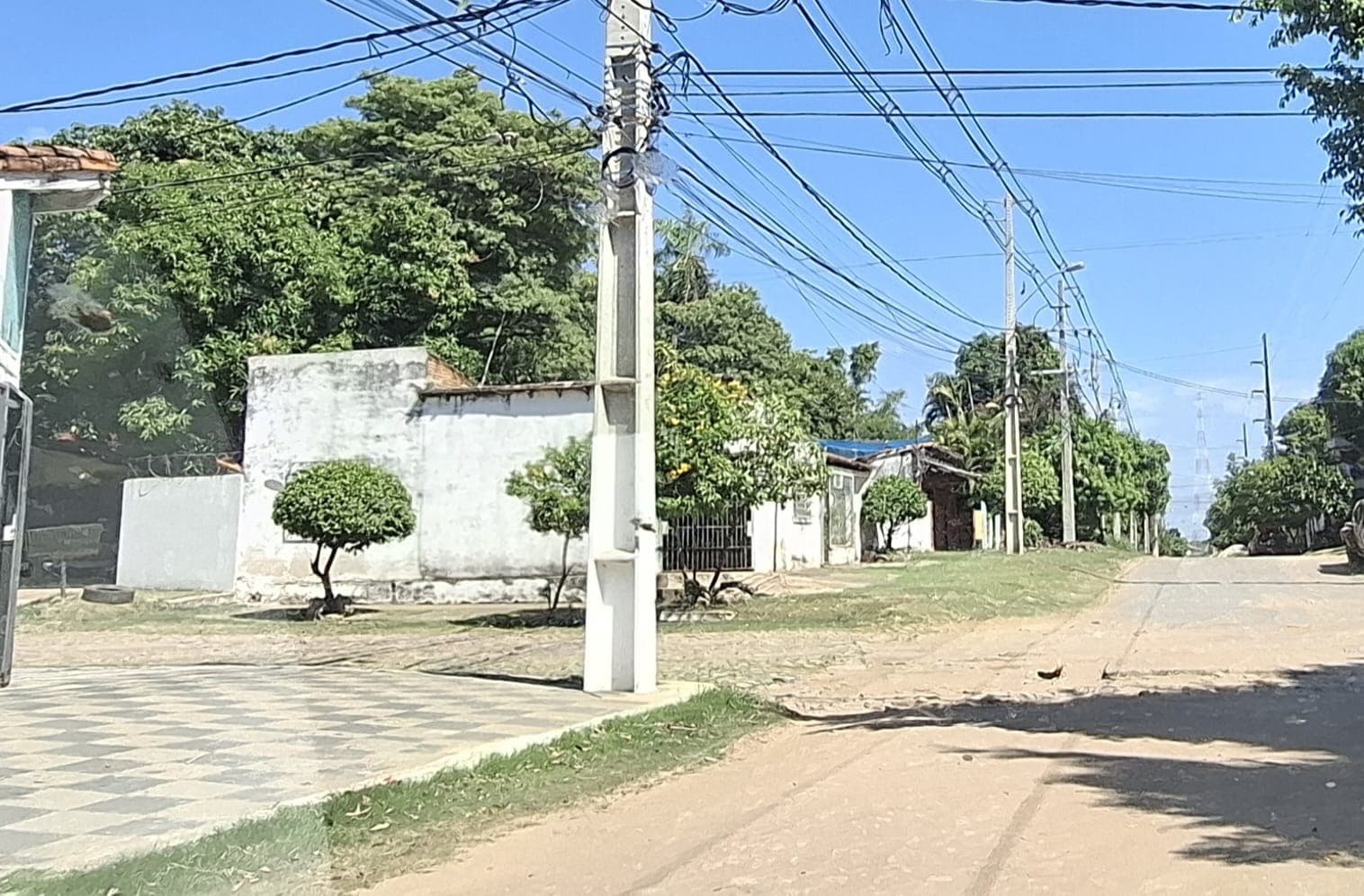 TERRENO CON CONSTRUCCIÓN EN VENTA - Bo Trinidad – 2