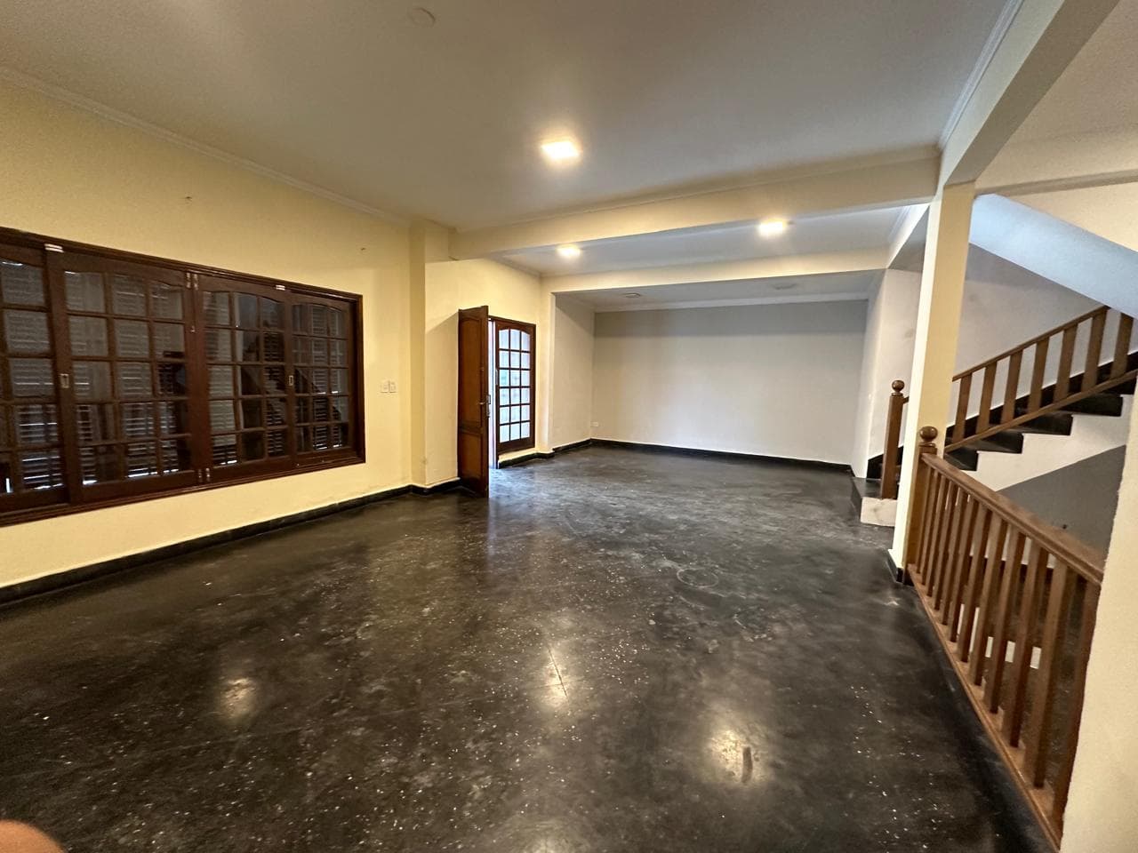 Alquiler Amplia Casa para Oficina/Vivienda.4dormt.Mcal.López. Fdo.Zona Norte – 3