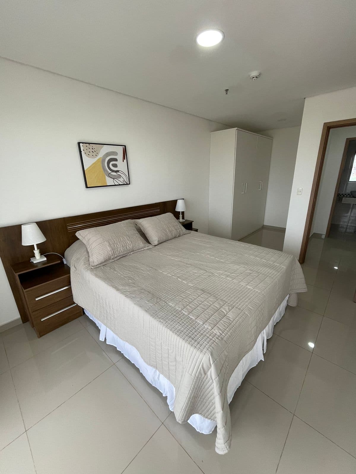 Alquilo hermoso departamento 1 dormitorio – 2