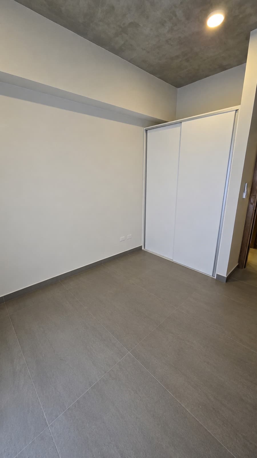 DEPARTAMENTO DE 1 DORMITORIO EN ALQUILER – FERNANDO DE LA MORA NORTE – 2