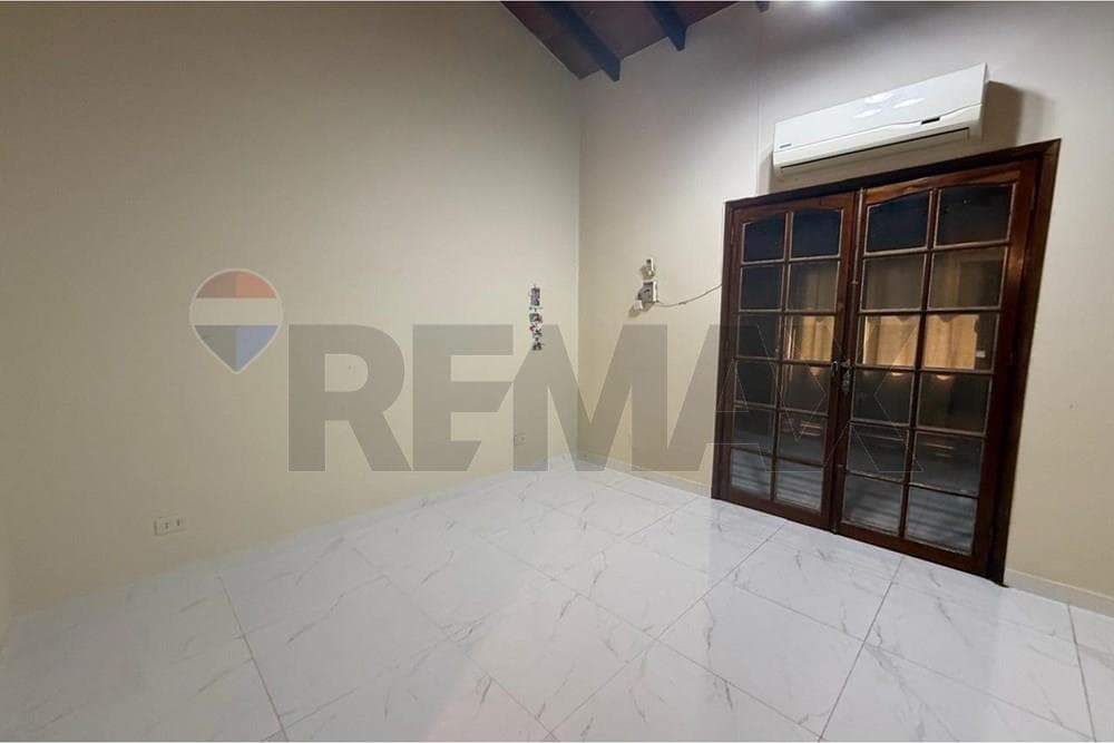Casa Alquiler Barrio Herrera – 3