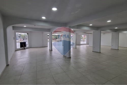 Local Comercial-Alquiler-PY Asunción Loma Pytá