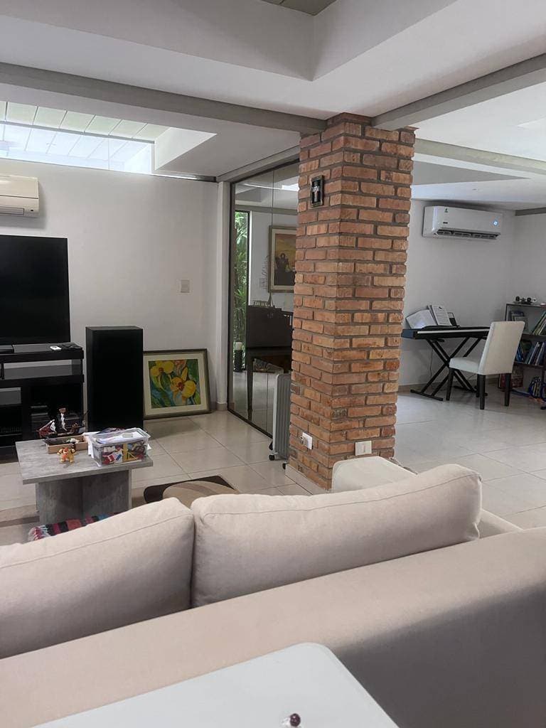 ALQUILO CASA EN Bo. MCAL ESTIGARRIBIA – 2