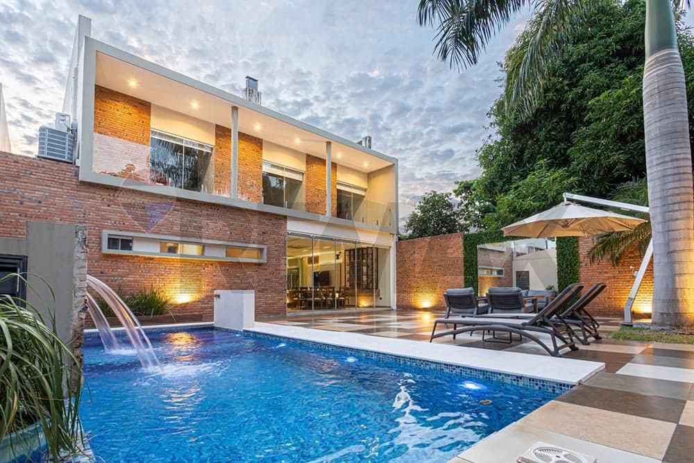 EN VENTA RESIDENCIA PREMIUM EN ASUNCION ZONA CENTRO-BARRIO OBRERO