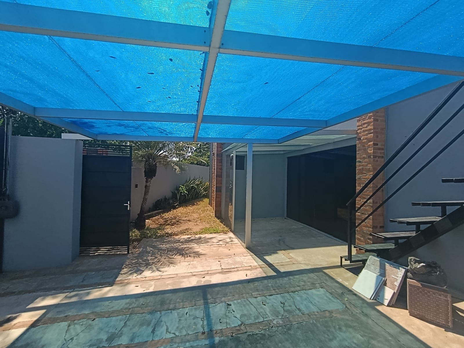 VENDO DUPLEX DE 3 DORMITORIOS ZONA RAKIURA – 2