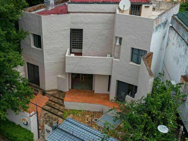 VENDO AMPLI0 DUPLEX - BARRIO LOS LAURELES - ZONA CASA RICA – 2