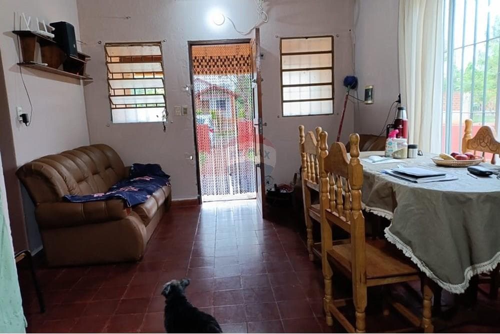 Casa - Alquiler - Encarnación, Paraguay