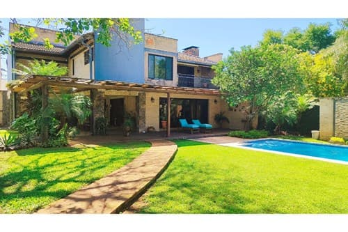 VENDO CASA DE LUJO EN LAMBARE MBACHIO II