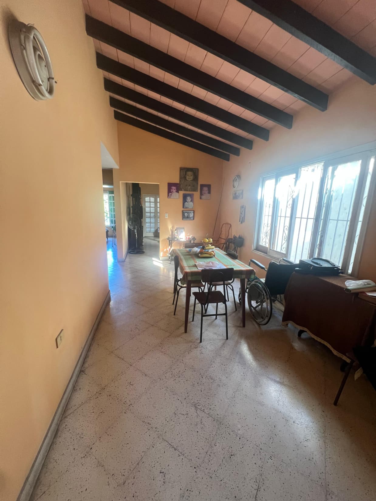 VENDO CASA EN LA CIUDAD DE ASUNCION ZONA CENTRO – 3