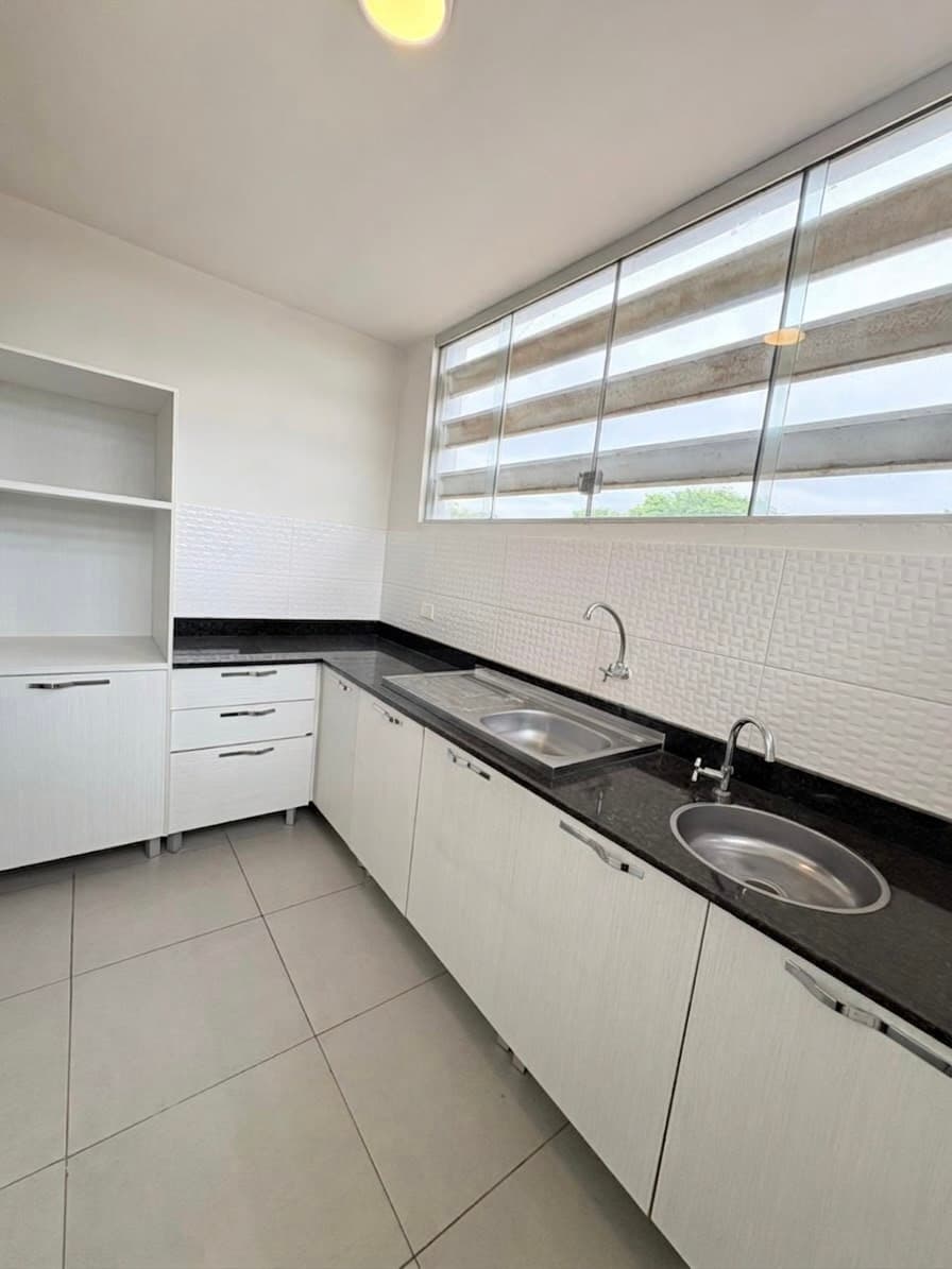 ALQUILO MONOAMBIENTE EN LAMBARE – 3