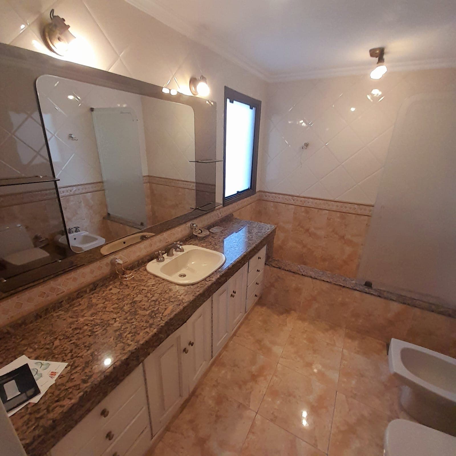 ALQUILO LUJOSA RESIDENCIA DE 2.169 M² EN EL BARRIO YCUÁ SATÍ – 3