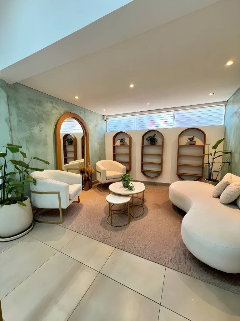 EN VENTA PROPIEDAD COMPLETAMENTE AMOBLADA PARA SALÓN DE BELLEZA / SPA – 3