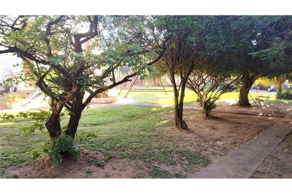 ALQUILO CASONA CON AMPLIO PATIO EN SANTISIMA TRINIDAD – 3