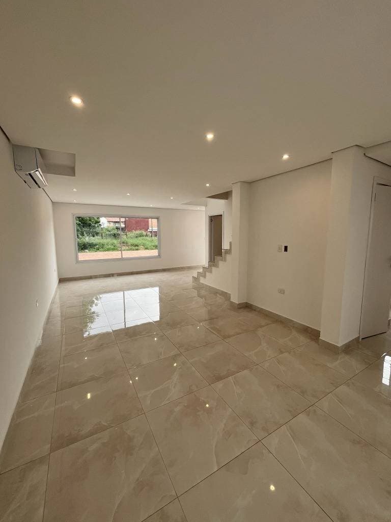 EN ALQUILER DUPLEX CON PISCINA – 3