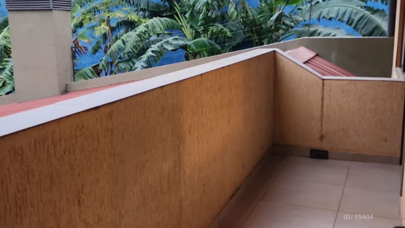 VENDO CASA CON SALÓN COMERCIAL EN GUARAMBARE – 2