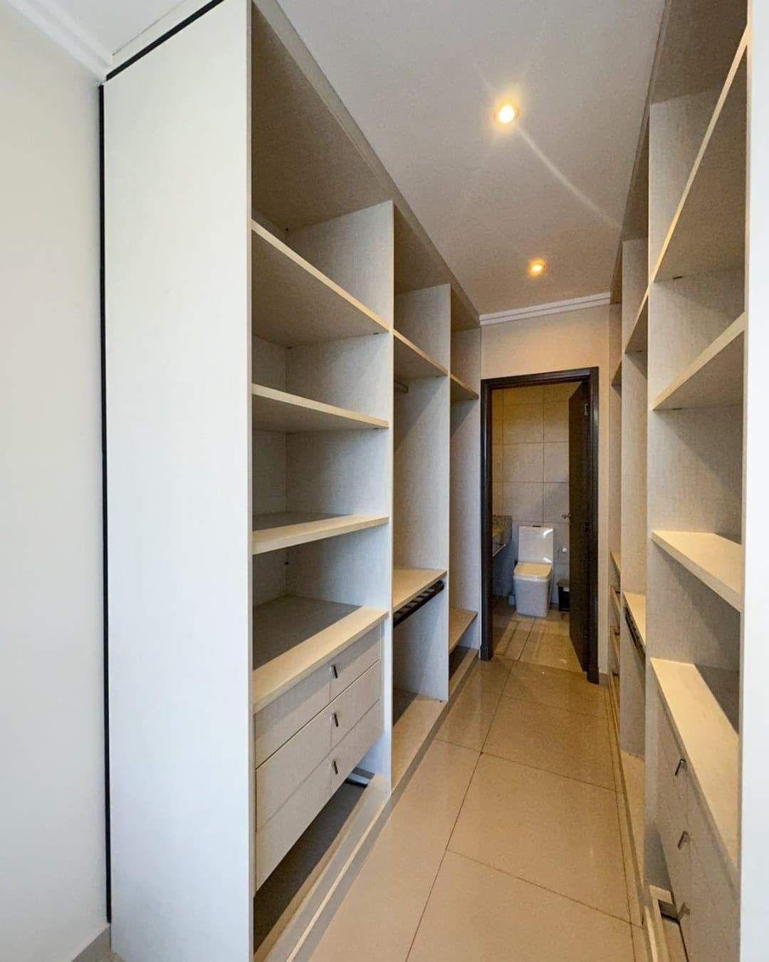 ALQUILO DEPARTAMENTO AMOBLADO – 2