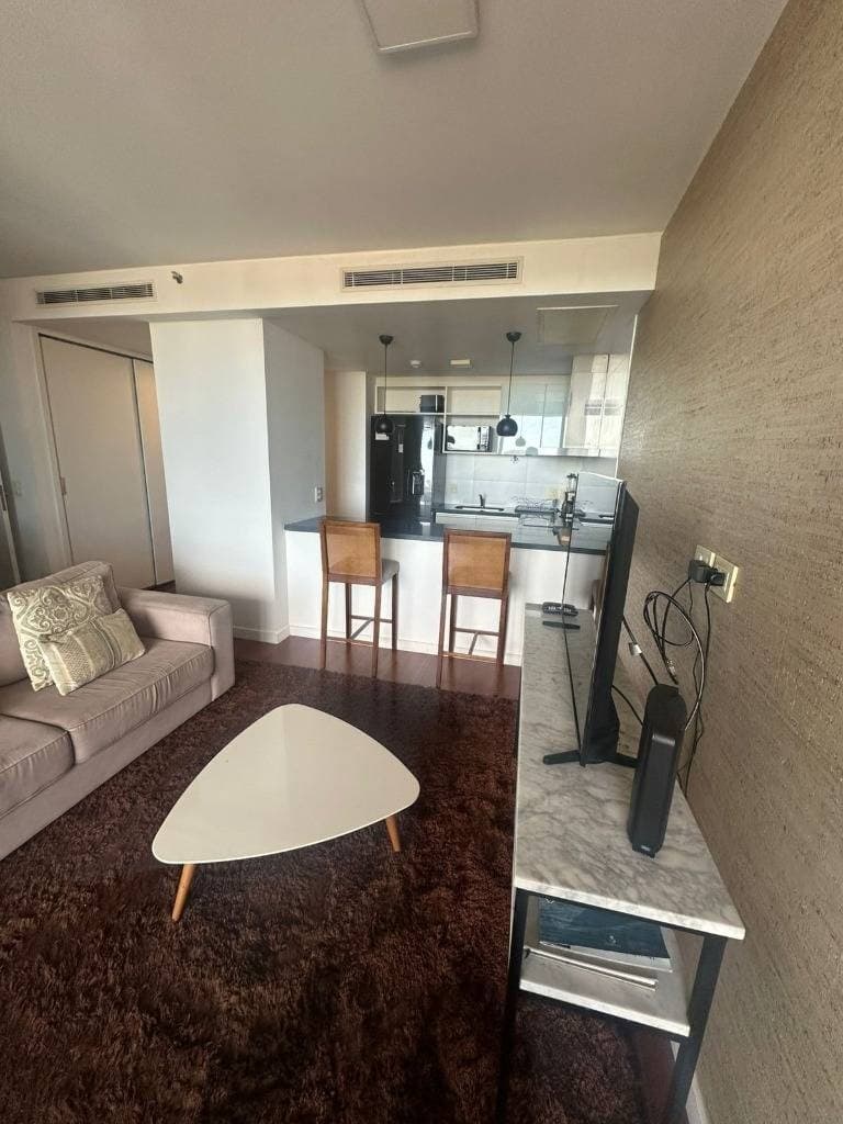 ALQUILO DEPARTAMENTO AMOBLADO DE 2 HABITACIONES EN EDIFICIO SKY TOWER