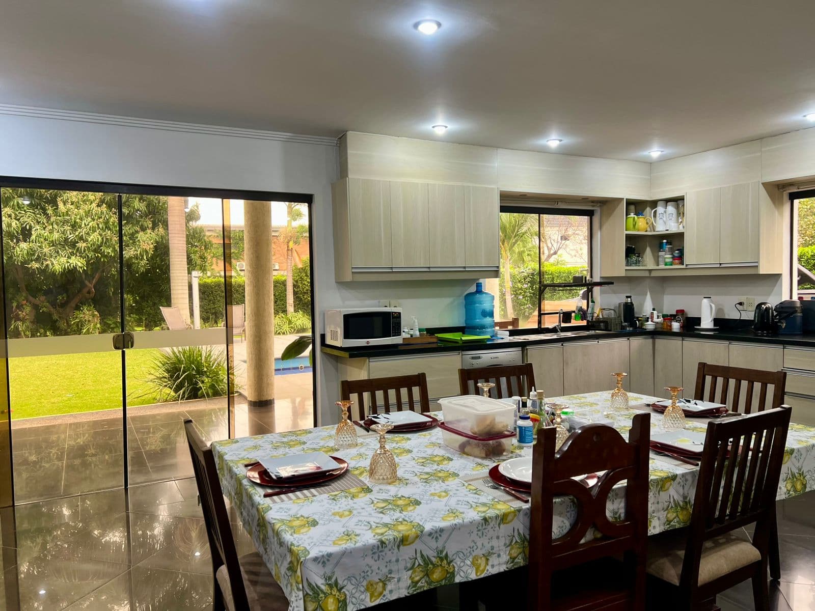 Alquilo Casa Amoblada – 3