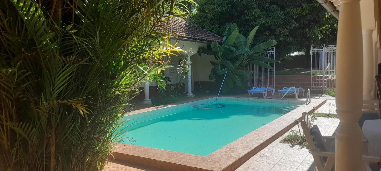 Residencia Colonial Privada con piscina y sauna en Obligado – 2