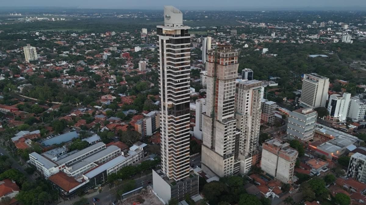 VENDO DPTO MONOAMBIENTE EN EL EDIFICIO PETRA TOWER