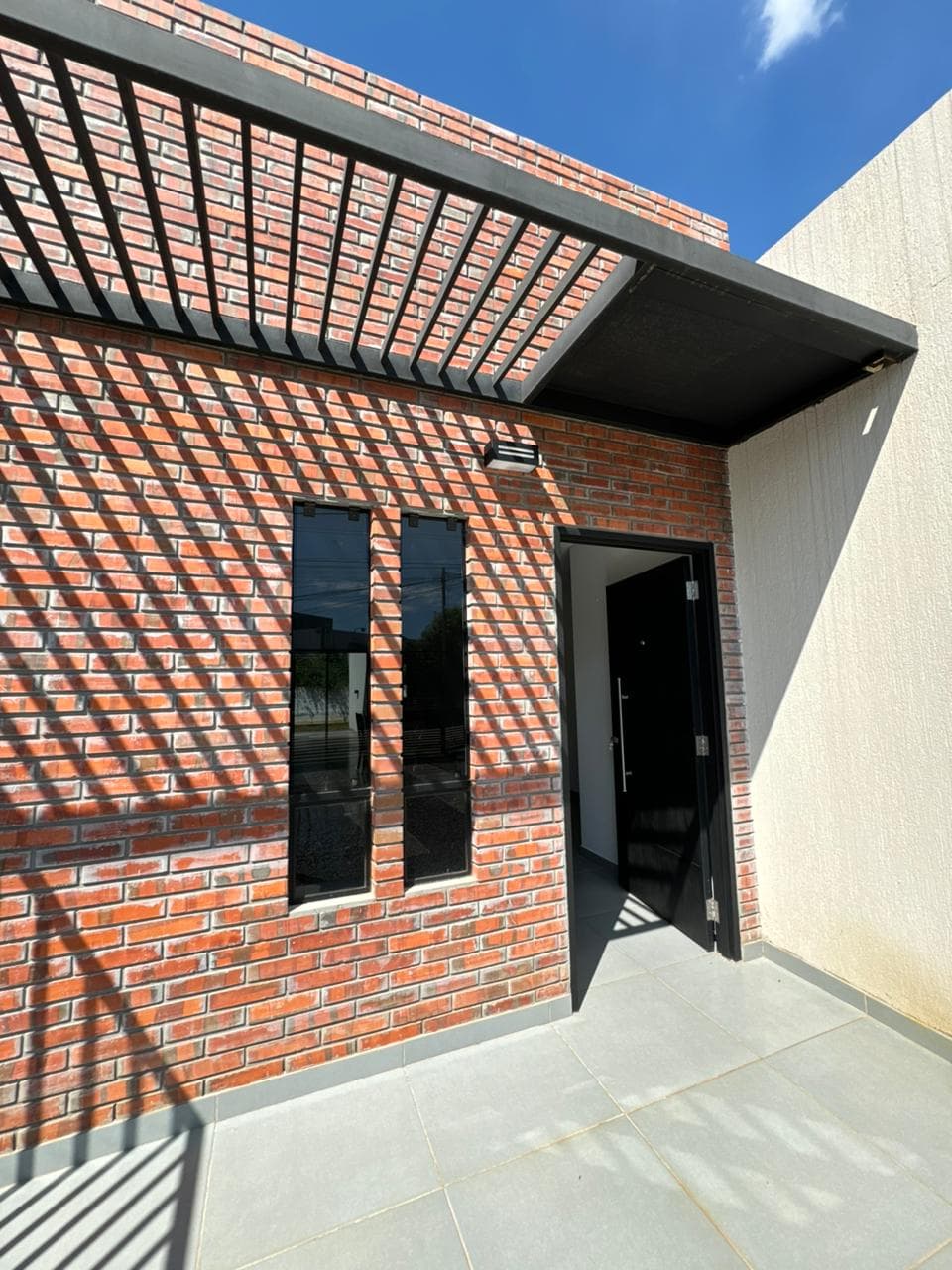 VENDO HERMOSO DUPLEX A ESTRENAR DE 3 DORMITORIOS
