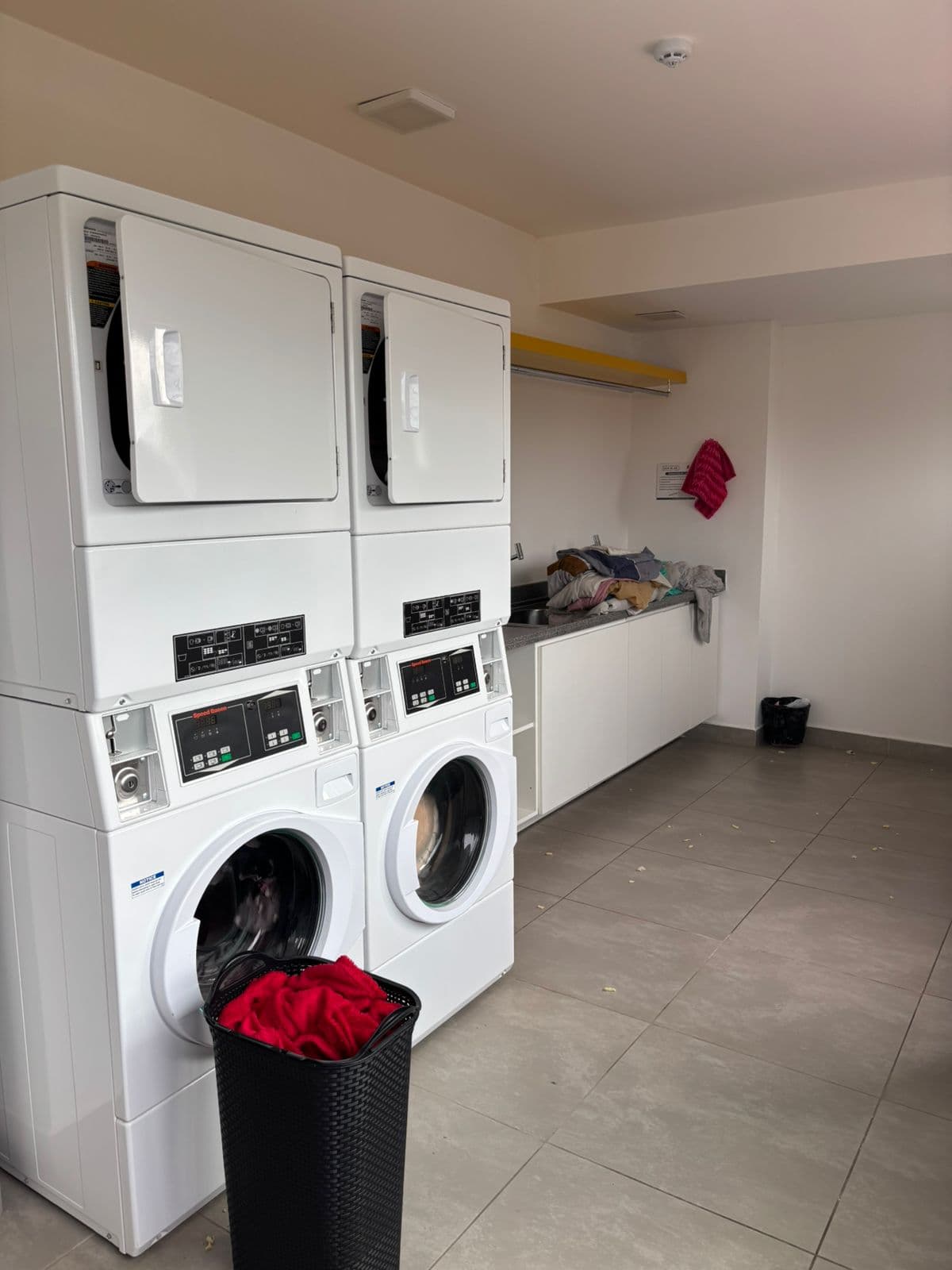 VENDO DEPARTAMENTO MONOAMBIENTE EN MARIANO ROQUE ALONSO – 2