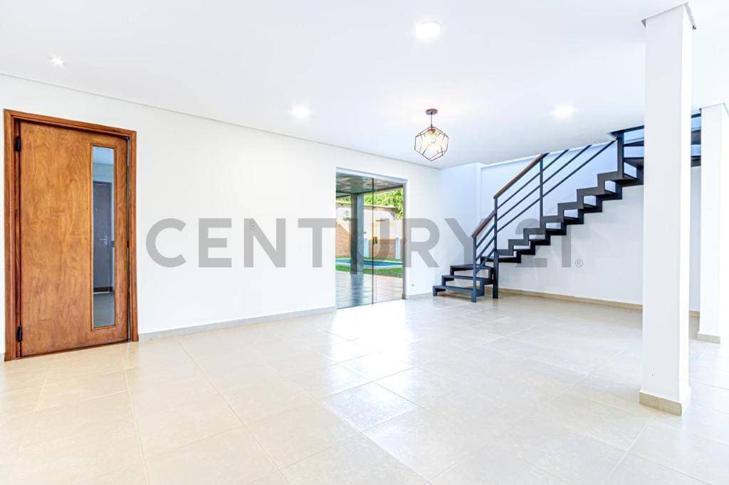 Alquiler de Casa en Luque, Central