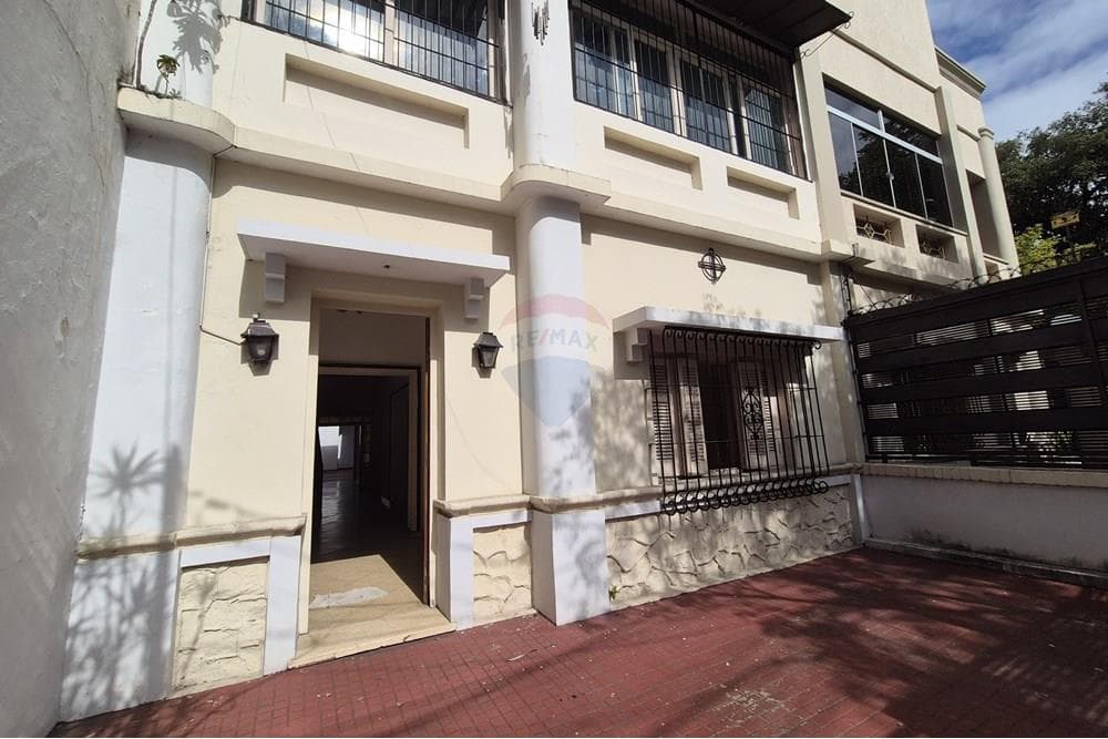 VENTA DE CASA COLONIAL EN EL CENTRO DE ASUNCIÓN – 3