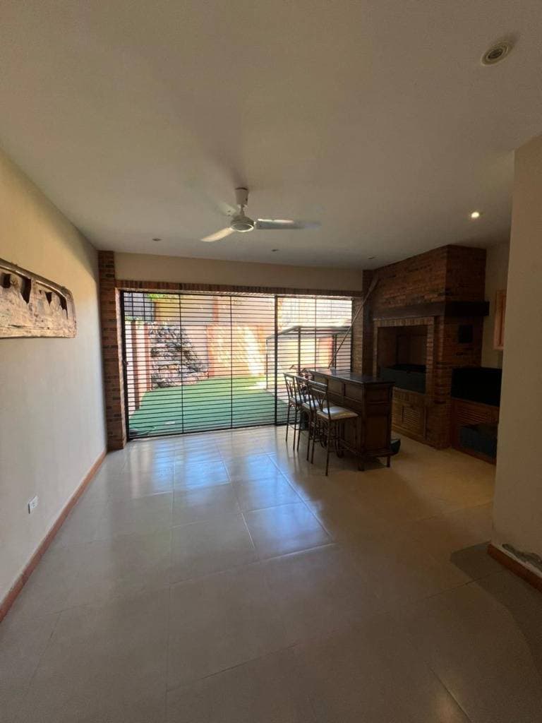 DÚPLEX EXCLUSIVO EN VENTA BARRIO RESIDENCIAL SAN MIGUEL – SAN LORENZO – 3