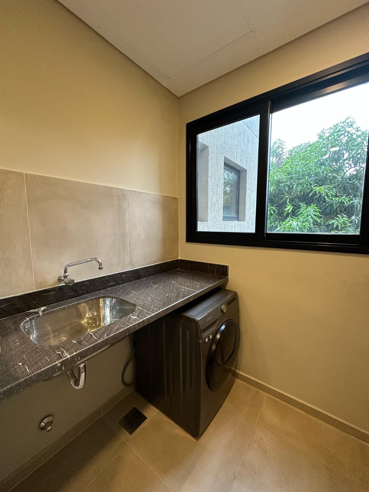 Santísima Trinidad En Alquiler Departamento De 2 Dormitorios Finamente Amoblado – 2