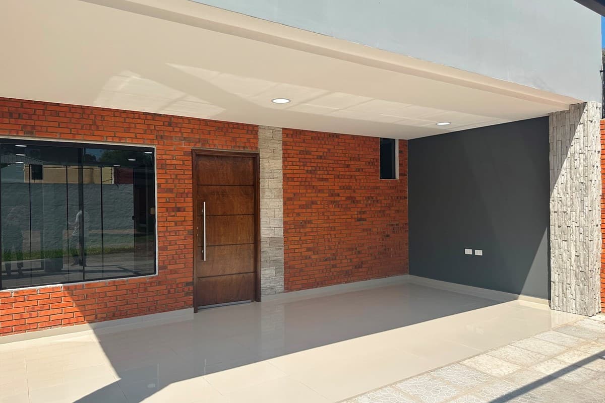 DÚPLEX EN ESQUINA EN VENTA ZONA YACHT – 3