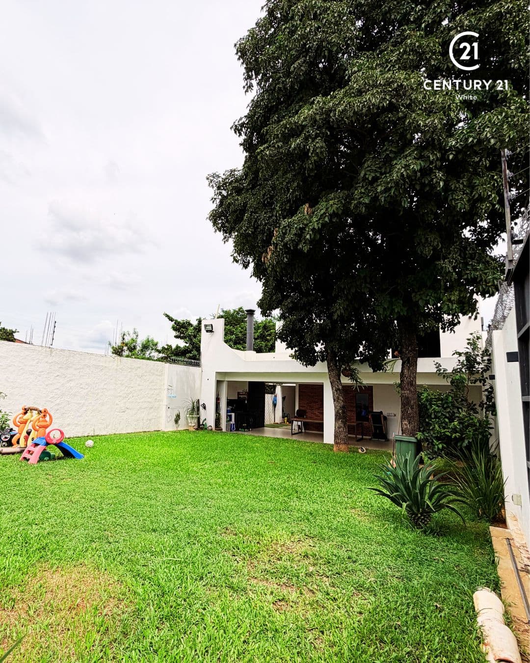 Alquilo Moderna casa en MRA. Bo María Auxiliadora – 3