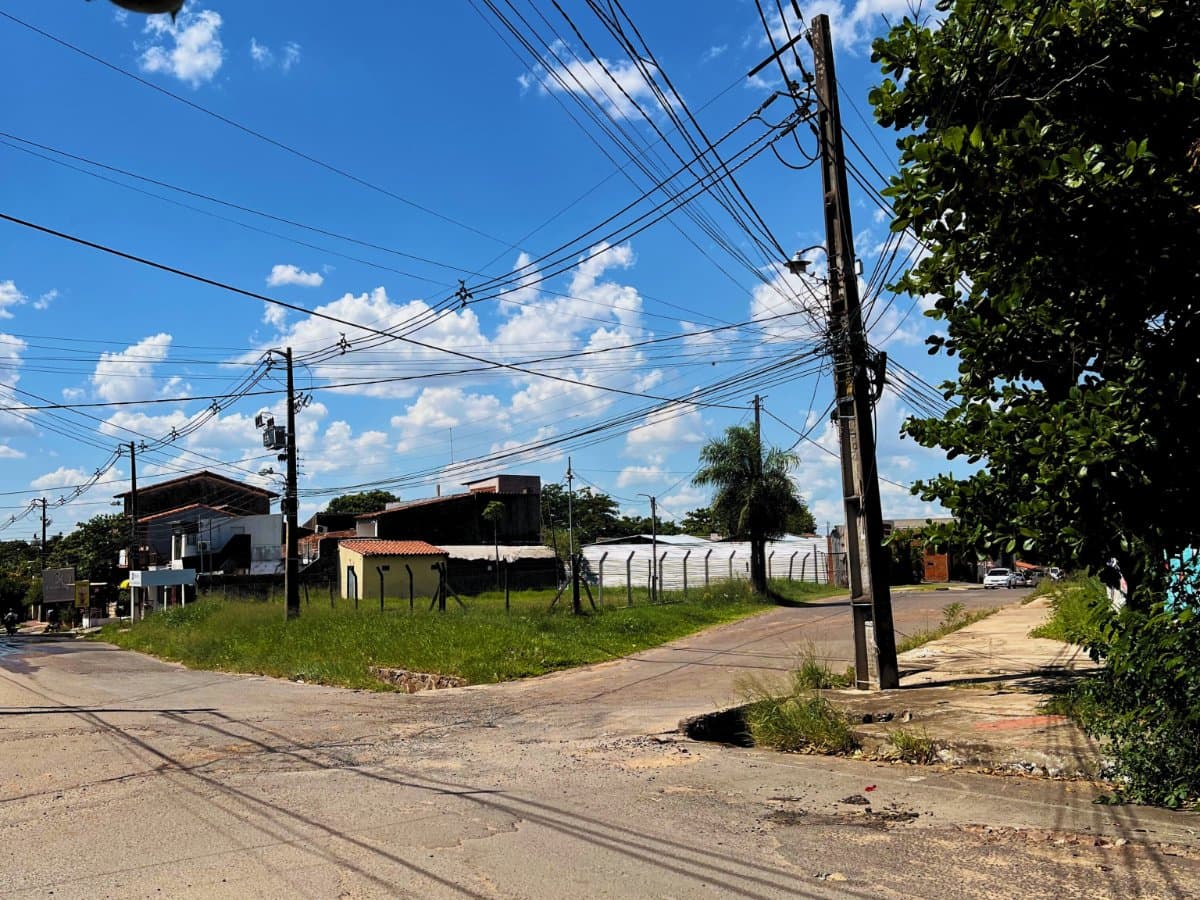 VENDO TERRENO EN FERNANDO DE LA MORA ZONA NORTE