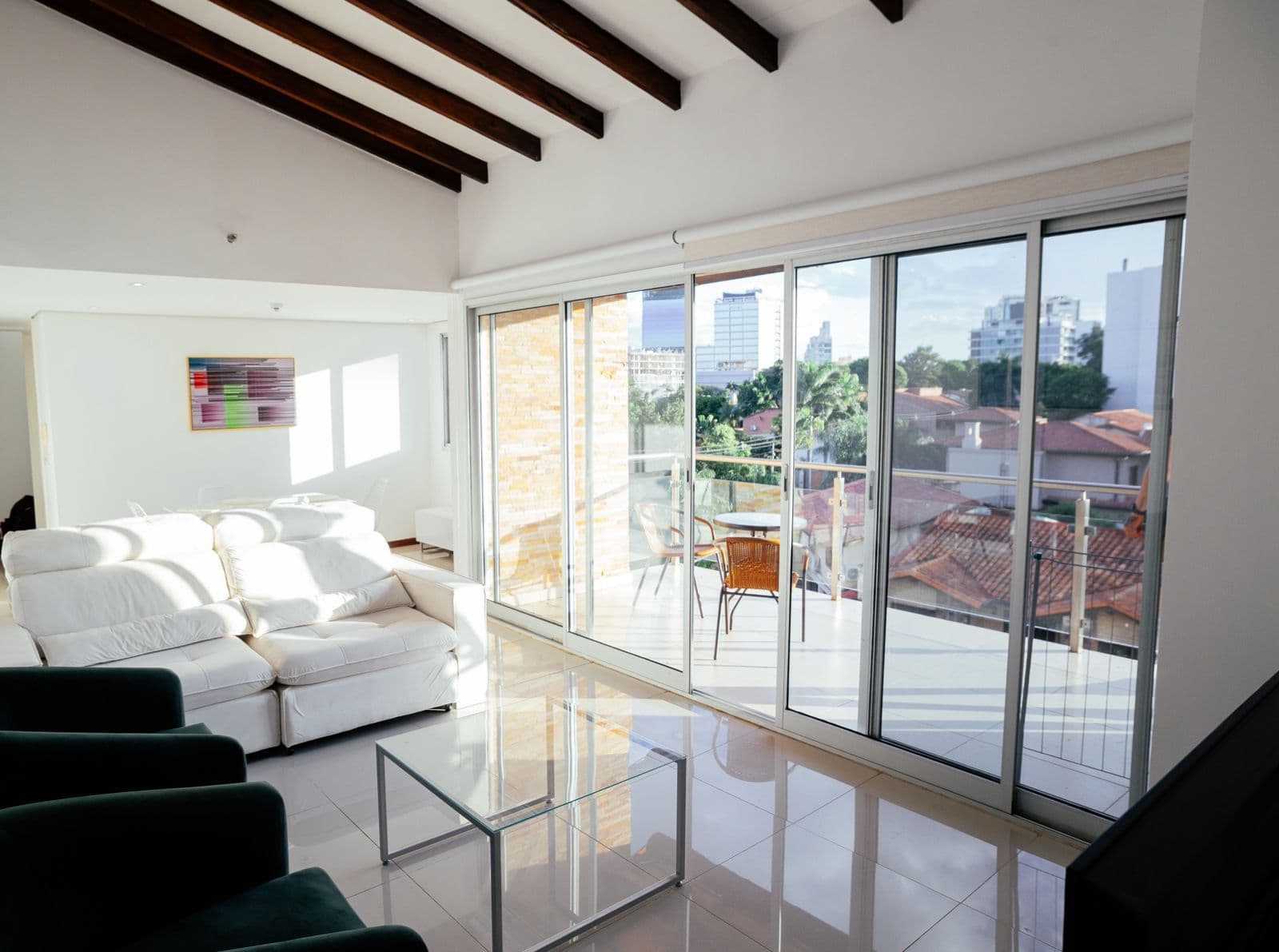 ALQUILO – Departamento Amoblado de 2 Dormitorios | Las Lomas