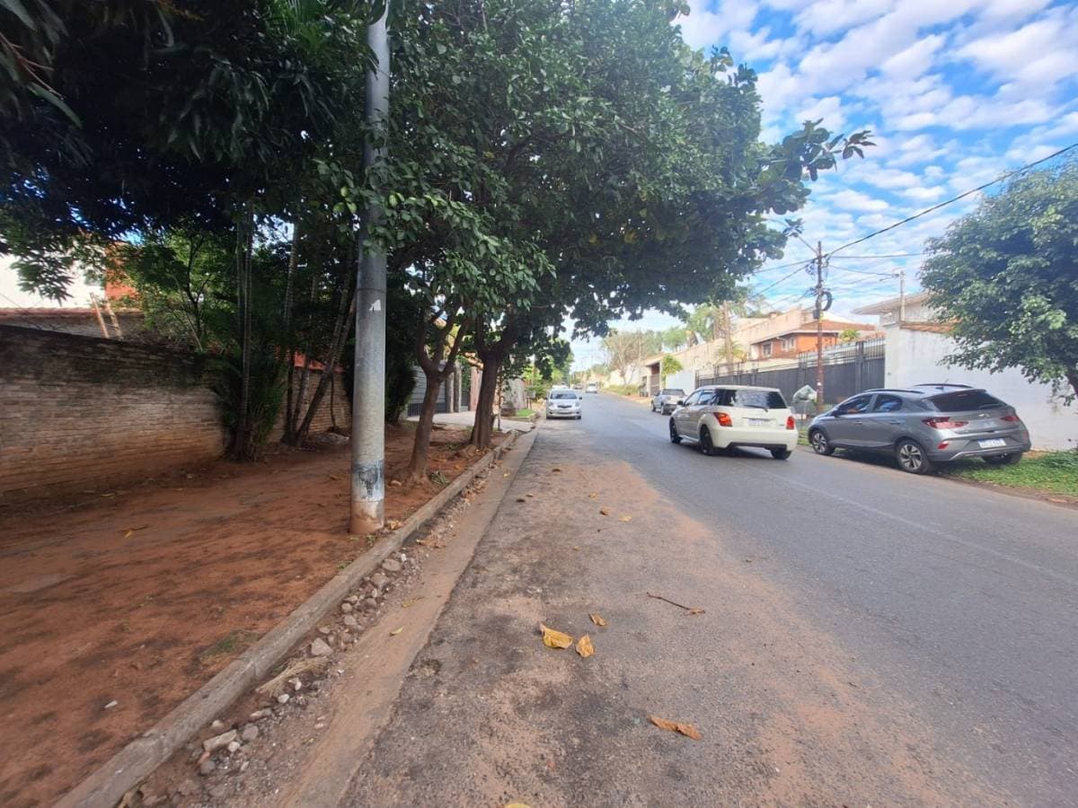Vendo Propiedad En Esquina, Bo. Los Laureles – 2